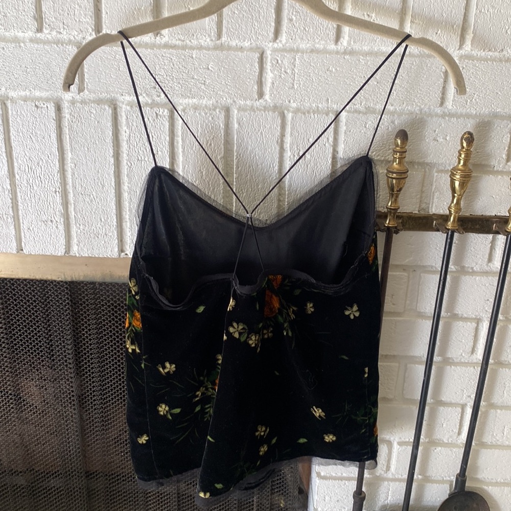 Tops - Picture 2 of 3